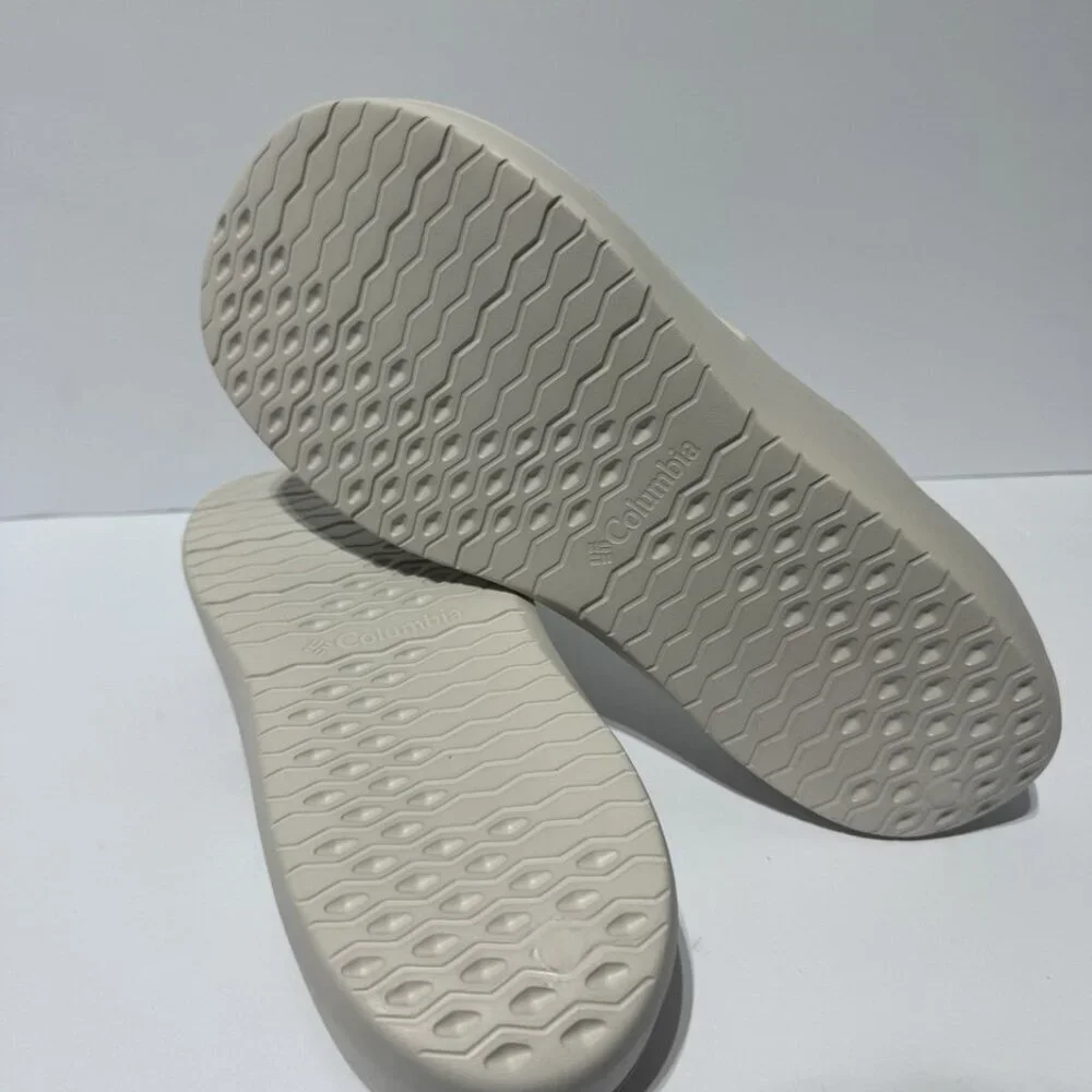 Columbia mens boatside